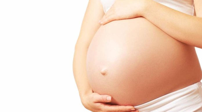 लाक डाउन में गर्भवती महिलाएं सेहत व पोषण का रखें ख्याल लाक डाउन में गर्भवती महिलाएं अपनी सेहत व पोषण का विशेष ख्याल रखें। यह बहुत जरूरी है। ऐसा न करना उनके लिए खतरनाक हो सकता है।