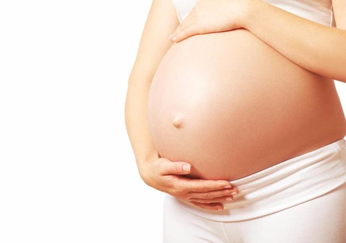 लाक डाउन में गर्भवती महिलाएं अपनी सेहत व पोषण का विशेष ख्याल रखें। यह बहुत जरूरी है। ऐसा न करना उनके लिए खतरनाक हो सकता है।