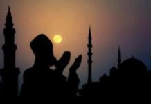 कोरोना के कारण रमजान के दौरान घर में ही लोग पढ़ेंगे नमाज कोरोना के कारण रमजान के दौरान घर में ही लोग नमाज पढ़ेंगे। WHO (विश्व स्वास्थ्य संगठन) ने कोरोना को महामारी घोषित की है। झारखंड सरकार ने इसके लिए दिशा निर्देश जारी किये हैं।