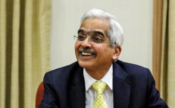 भारतीय रिजर्व बैंक ने रेपो रेट में फिर कटौती की, नहीं होगी पैसे की कमी भारतीय रिजर्व बैंक ने रेपो रेट में फिर कटौती की है। बैंक ने यह कदम कोरोना वायरस संक्रमण के बाद पैदा हालात के मद्देनजर उठाया है।