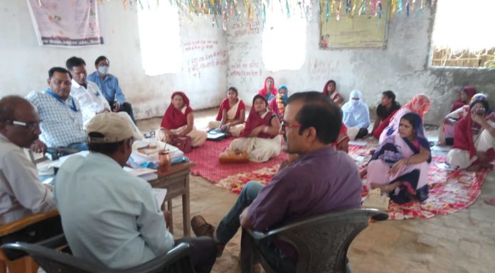 COVID-19 की मॉनिटरिंग के लिए पर्यवेक्षकों की नियुक्ति COVID-19 की मॉनिटरिंग के लिए पर्यवेक्षकों की नियुक्ति कर दी गयी है। इसके लिए काम करने वाले कार्यकर्ताओं की वे मॉनिटरिंग करेंगे।