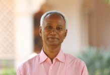 राहत पैकेज में कितनी राहत! समझने के लिए इसे पढ़ लीजिए राहत पैकेज में कितनी राहत! लाक डाउन-3 के अंत समय में केंद्रीय वित्त मंत्री निर्मला सीतारमण ने 5.94 लाख करोड़ रुपये के राहत पैकेज-2 का ब्यौरा पेश किया। इसे विस्तार से समझा रहे वरिष्ठ पत्रकार श्याम किशोर चौबे