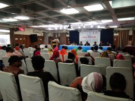 तीसरी सरकार अभियान का कोरोना और आत्मनिर्भर गांव पर वेबिनार तीसरी सरकार अभियान द्वारा ‘कोरोना का संकट और आत्मनिर्भर गांव’ विषयक वेबीनार का महत्वपूर्ण आयोजन किया गया, जिसमें कई सार्थक सुझाव आये। इस चर्चा में देश के विभिन्न क्षेत्रों से 40 से अधिक प्रतिनिधियों ने भाग लिया।