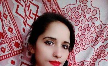 आकर्षक नैन नक्श के साथ मधुर आवाज की मल्लिका हैं शशिता राय आकर्षक नैन नक्श के साथ ही इनकी छवि सामने वाले को मोहित कर लेती है। जितनी खूबसूरत नजर आती हैं, उतनी ही मधुर आवाज है। यह हैं गायिका व अभिनेत्री शशिता राय।