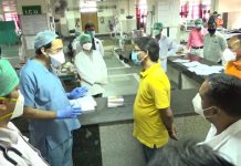 बीजेपी के झारखंड प्रदेश अध्यक्ष दीपक प्रकाश रिम्स में भर्ती बीजेपी के झारखंड प्रदेश अध्यक्ष दीपक प्रकाश की तबीयत आज अचानक बिगड़ जाने के बाद उन्हें रिम्स में भर्ती कराया गया। मुख्यमंत्री हेमंत भी अस्पताल पहुंचे।