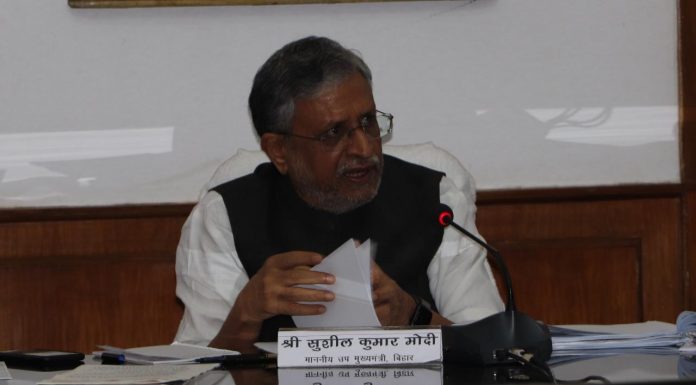 पटना को डूबने से बचाने के लिए खर्च होंगे 167 करोड़ रुपये पटना को डूबने से बचाने के लिए इस बार बिहार सरकार 167 करोड़ खर्च करेगी। उच्चक्षमता के वर्टिकल, सबमर्सिबल पम्प की खरीद होगी। उपमुख्यमंत्री सुशील कुमार मोदी ने यह जानकारी दी।