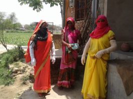 प्रतिरोधक क्षमता बनी रहे, आंगनबाड़ी कार्यकर्ता पहुंचा रहीं पुष्टाहार प्रतिरोधक क्षमता बच्चों में बनी रहे, इसके लिए वाराणसी जिले की आंगनबाड़ी कार्यकर्ता घर-घर जाकर बच्चों के लिए पुष्टाहार पहुंचा रही हैं।