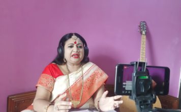 राम और सीता एक दूसरे के पर्याय हैंः नीतू कुमारी नवगीत राम और सीता एक दूसरे के पर्याय हैं। एक के बिना दूसरे की कल्पना ही नहीं की जा सकती। लोक गायिका नीतू कुमारी नवगीत ने यह कहा।