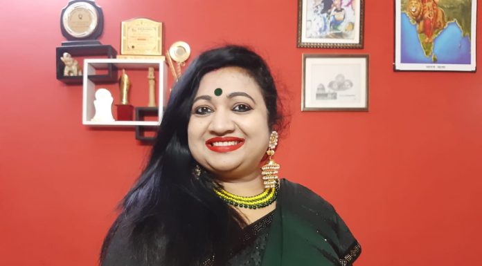 कोरोना काल में रोशनी दिखाता यह गीत- संकट के बादल छंट जाएंगे…. उम्मीद की रोशनी दिखाता है नीतू कुमारी नवगीत का यह गीत- दुख के बादल छंट जाएंगे, संकट के पल मिट जाएंगे, टूटेगा जो भय का घेरा।