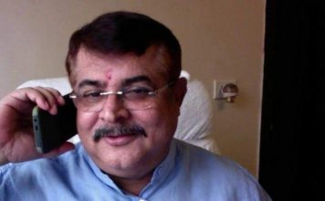 झारखंड के मुख्यमंत्री के नाम सुनील तिवारी ने फिर लिखा खत झारखंड के मुख्यमंत्री हेमंत सोरेन के नाम वरिष्ठ पत्रकार सुनील तिवारी ने फिर एक पत्र भेज वजीर-ए-सेहत यानी स्वास्थ्य मंत्री के कामकाज पर आपत्ति जताई है।