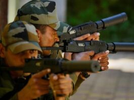 लाइन आफ एक्चुअल कंट्रोल पर भारतीय सेना को मिली खुली छूट लाइन आफ एक्चुअल कंट्रोल पर भारतीय सेना को चीन से निपटने की सरकार ने खुली छूट दे दी है। इसके साथ ही सरहद पर भारतीय सेना ने चौकसी बढ़ा दी है। प्रतीकात्मक तस्वीर