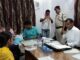 मास्क लगाए बिना DM ने की बैठक की, उड़ाई निर्देश की धज्जियां मास्क लगाए बिना नवादा के DM यशपाल मीणा ने बैठक की। यह केंद्रीय गृह मंत्रालय और बिहार सरकार के निर्देशों का सरासर उल्लंघन है।