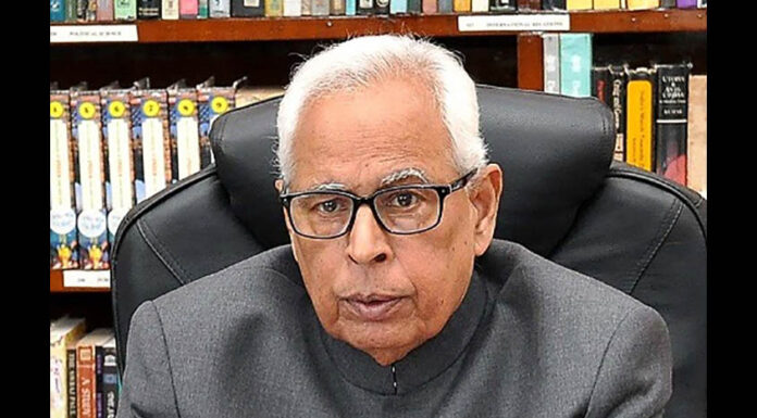 वोहरा कमिटी की रिपोर्ट पर अमल होता तो हालात नहीं बिगड़ते एनएन वोहरा के नेतृत्कव वाली कमिटी ने नेता-अपराधी-अफसर गंठजोड़ पर रिपोर्ट सौंपी थी
