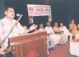 नीरेंद्रनाथ चक्रवर्ती की कविताएं कविता की तीन शर्तें पूरा करती हैं कविता होने की तीन शर्तें पूरा करती हैं नीरेंद्रनाथ चक्रवर्ती की कविताएं। नीरेंद्रनाथ चक्रवर्ती ने कहा था कि महान कविता में तीन विशेषताएं होती हैं।