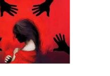 उत्तर प्रदेश समेत देश में क्यों नहीं रुक रहे हैं बलात्कार ? उत्तर प्रदेश में हाल के दिनों में रेप की दो घटनाओं ने लोगों को झकझोर कर रख दिया है।