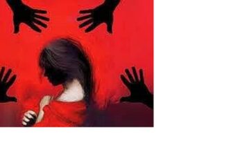 उत्तर प्रदेश समेत देश में क्यों नहीं रुक रहे हैं बलात्कार ? उत्तर प्रदेश में हाल के दिनों में रेप की दो घटनाओं ने लोगों को झकझोर कर रख दिया है।