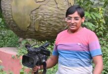 संदीप कुमार दुबे केवल पीएच.डी. शोधार्थी नहीं, अच्छे फिल्मकार भी हैं संदीप कुमार दुबे केवल पीएच.डी. शोधार्थी नहीं हैं अपितु शोधार्थी के साथ फिल्मकार भी हैं। वे दृष्टि संपन्न फिल्में भी बनाते हैं।