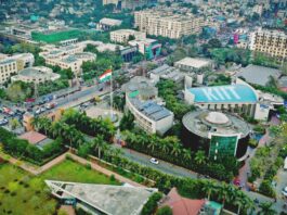 कलिंग इंस्टीच्यूट ऑफ इंडस्ट्रियल टेक्नोलॉजी ने ‘दी अवार्ड्स एशिया’ जीता कलिंग इंस्टीट्यूट ऑफ इंडस्ट्रियल टेक्नोलॉजी (के.आई.आई.टी.) डीम्ड विश्वविद्यालय ने 17 नवंबर 2020 को टाइम्स हायर एजुकेशन (टी.एच.ई.) द्वारा घोषित ‘द अवार्ड्स एशिया’ जीता है।