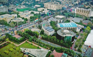 कलिंग इंस्टीच्यूट ऑफ इंडस्ट्रियल टेक्नोलॉजी ने ‘दी अवार्ड्स एशिया’ जीता कलिंग इंस्टीट्यूट ऑफ इंडस्ट्रियल टेक्नोलॉजी (के.आई.आई.टी.) डीम्ड विश्वविद्यालय ने 17 नवंबर 2020 को टाइम्स हायर एजुकेशन (टी.एच.ई.) द्वारा घोषित ‘द अवार्ड्स एशिया’ जीता है।