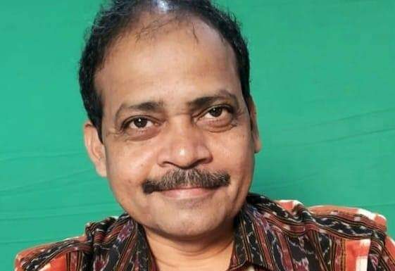 ममता कालिया की पुस्तक ‘अंदाज़-ए-बयाँ उर्फ़ रवि कथा’ ममता कालिया की संस्मरणात्मक पुस्तक ‘अंदाज़-ए-बयाँ उर्फ़ रवि कथा’ में ममता कालिया ने खुद को हाईलाइट होने नहीं दिया है। रवींद्र कालिया केंद्र में हैं और है उनका कथा-समय। पुस्तक केबारे में अच्छी आलोचनात्मक टिप्पणी लिखी हैं प्रो. अरुण होता ने।