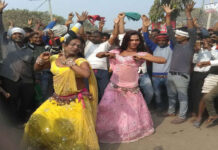 तेरी चाहत का दिलवर बयां क्या करूं………….. पहले से तय प्रोग्राम के मुताबिक रामधनी दुसाध और रामजी चेरो ने नलराजा के मेले में आधा-आधा सेर गुड़हिया जलेबी खाई, एक-एक लोटा पानी पिया।