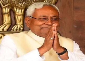 नीतीश कुमार ने बजट को संतुलित बताया, सुशील मोदी ने भी सराहा BJP के आरोप, HAM के हमले और नीतीश कुमार की खामोशी का राज क्या है? कहीं किसी रणनीति के तहत तो ऐसा नहीं हो रहा?