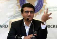 पीएम नरेंद्र मोदी ने सौरभ गांगुली व डोना गांगुली से फोन पर बात की पीएम नरेंद्र मोदी ने सौरभ गांगुली व डोना गांगुली से फोन पर बात की