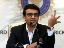 पीएम नरेंद्र मोदी ने सौरभ गांगुली व डोना गांगुली से फोन पर बात की पीएम नरेंद्र मोदी ने सौरभ गांगुली व डोना गांगुली से फोन पर बात की