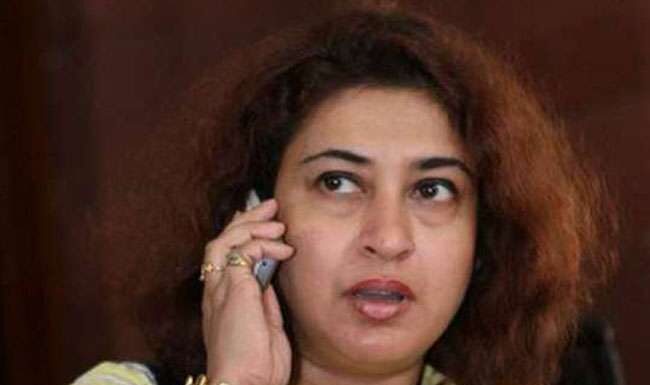 मान गयीं शताब्दी राय, अभिषेक से मिलने के बाद दिल्ली दौरा टाला टीएमसी सांसद शताब्दी राय मान गयी हैं। ममता बनर्जी के भतीजे अभिषेक बनर्जी से से मिलने के बाद उन्होंने दिल्ली दौरे का प्लान टाल दिया है।