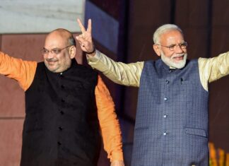 बंगाल जनवरी में बनेगा सियासी अखाड़ा, CAA लागू करने का ऐलान संभव पीएम नरेंद्र मोदी आज बंगाल के दौर पर आ रहे हैं। हलदिया में उनका सरकारी कार्यक्रम है। वे तीन परियोजनाओं का उद्घाटन करेंगे।