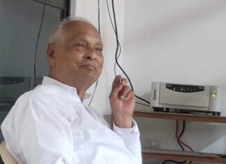 अनंतराम त्रिपाठी का निधन, हिंदी के प्रचार के लिए समर्पित रहे हिंदी के प्रचार-प्रसार के लिए समर्पित जीवन रहा है अनंतराम त्रिपाठी का। आज प्रातः साढ़े चार बजे निधन हो गया।