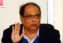 सिलीगुड़ी के लाल गढ़ में सेंध लगाने की फिराक में BJP-TMC उत्तर बंगाल का सिलीगुड़ी शहर शुरू से ही लाल गढ़ रहा है। लालगढ़ पर काबिज होने के लिए टीएमसी और बीजेपी जी-जान से जुटी हैं।