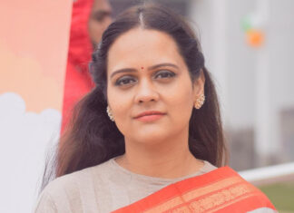 NSMCH की डॉ. स्वर्णिमा का मिला डिस्टिंगव्हिशड एब्सट्रेक्ट अवार्ड नेताजी सुभाष मेडिकल कॉलेज एंड हॉस्पिटल (NSMCH) के खाते में एक और उपलब्धि दर्ज हो गयी है। एक डाक्यर पूर्णिमा सिंह को अमेरिकी अवार्ड मिला है।