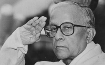 ज्योति बसु का करिश्माई व्यक्तित्व, विपक्ष भी लोहा मानता था ज्योति बसु का करिश्माई व्यक्तित्व था। विपक्ष भी उनका लोहा मानता था। एक मौका ऐसा आया, जब उन्हें प्रधानमंत्री की कुर्सी मिलती दिखी।