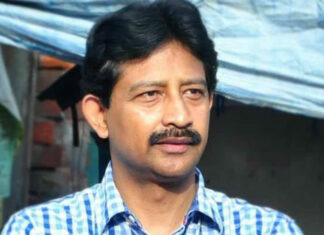 ममता बनर्जी को फिर झटका लगा, राजीव बनर्जी ने छोड़ा साथ बीजेपी बंगाल में सत्ता परिवर्तन होते ही बड़े पैकेज का एलान करेगी। यह बात टीएमसी से बीजेपी में आये पूर्व मंत्री राजीव बनर्जी ने कही।