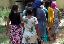 झारखंड में महिला उत्पीड़न की सुनवाई के लिये बनेंगे 22 फास्ट ट्रैक कोर्ट झारखंड में महिला उत्पीड़न की त्वरित सुनवाई के लिये 22 फास्टट्रैक कोर्ट बनाने को झारखंड राज्य सरकार ने मंजूरी दे दी है।