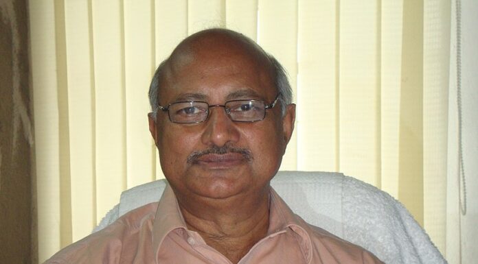 सूरज पालीवाल के आलोचना-लोक का विराट है आलोक वृत्त सूरज पालीवाल ने अंतरराष्ट्रीय हिंदी विश्वविद्यालय, वर्धा में रहते कृपाशंकर चौबे को तत्कालीन कुलपति विभूति नारायण राव से गलतफहमी दूर करायी थी।