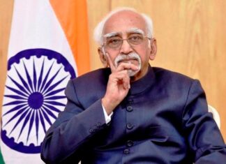 पूर्व उप राष्ट्रपति हामिद अंसारी का सेक्युलरिज्म जरा समझ लें पूर्व उप राष्ट्रपति हामिद अंसारी ने कहा है कि वह सेक्युलरिज्म मौजूदा सरकार के शब्दकोश में नहीं है, जो 2014 से पहले की केंद्र सरकार के शब्दकोश में था