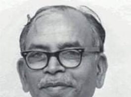 डी.एस. कोठारीः मातृभाषाओं को रोजगार से जोड़ने वाले शिक्षाविद मातृभाषाओं को रोजगार से जोड़ने वाले पहले शिक्षाविद हैं प्रो. दौलत सिंह कोठारी। दौलत सिंह कोठारी के नाम पर ही कोठारी आयोग बना था।