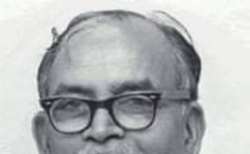 डी.एस. कोठारीः मातृभाषाओं को रोजगार से जोड़ने वाले शिक्षाविद मातृभाषाओं को रोजगार से जोड़ने वाले पहले शिक्षाविद हैं प्रो. दौलत सिंह कोठारी। दौलत सिंह कोठारी के नाम पर ही कोठारी आयोग बना था।