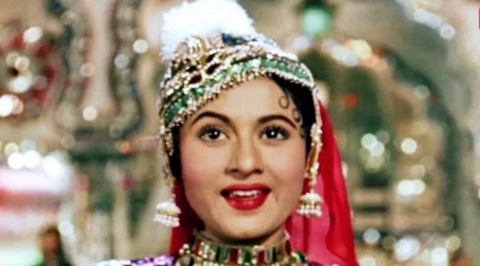 मधुबाला से दिलीप कुमार का इश्क कभी चर्चा का विषय था मधुबाला से दिलीप कुमार का इश्क़ हिंदुस्तान भर में चर्चा का विषय था। वह भी क्या दौर था, जब दोनों की जोड़ी परफेक्ट मानी जाती थी। पर, जोड़ी टूट गयी।