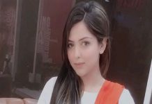 Bengal News Update- ड्रग केस में पामेला ने राकेश पर आरोप लगाये Bengal News Updae- ड्रग केस की आरोपी पामेला गोस्वामी ने आज बीजेपी नेता राकेश सिंह पर गंभीर आरोप लगाए। पुलिस पर आरोप मढ़ें।