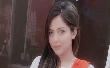 Bengal News Update- ड्रग केस में पामेला ने राकेश पर आरोप लगाये Bengal News Updae- ड्रग केस की आरोपी पामेला गोस्वामी ने आज बीजेपी नेता राकेश सिंह पर गंभीर आरोप लगाए। पुलिस पर आरोप मढ़ें।