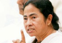 ममता बनर्जी बीजेपी को बंगाल में बार-बार बिदका रही हैं ममता बनर्जी बीजेपी को बंगाल में बार-बार बिदका रही हैं। बीजेपी ममता बनर्जी के उकसावे पर भी फिलहाल नाराज होने के बजाय खुश है।