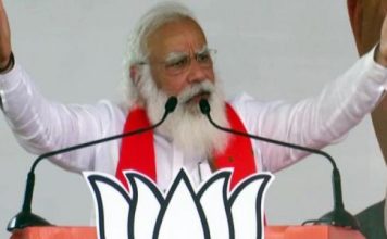 पीएम मोदी ने कहा- बीजेपी स्कीम से चलती है और टीएमसी स्कैम से पीएम नरेंद्र मोदी ने बांकुड़ा में कहा- बीजेपी स्कीम के जरिए चलती है और टीएमसी स्कैम के जरिए चलती है। टीएमसी स्कैम की गंजाइश तलाशती है।