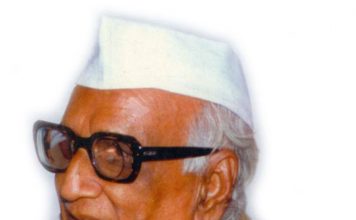 मोटूरि सत्यनारायण उत्तर-दक्षिण भाषा-सेतु के वास्तुकार थे मोटूरि सत्यनारायण आगरा में केंद्रीय हिदी संस्थान को भाषायी प्रयोजनीयता के केन्द्र के रूप में विकसित करना चाह रहे थे।