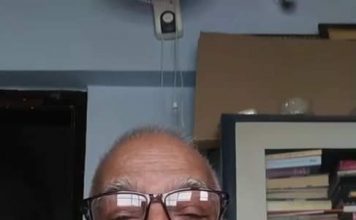 कमल दीक्षित ने अलविदा कहा, पर उनके शब्द अब भी गूंज रहे कमल दीक्षित ने दुनिया से विदा ले ली। पर, पत्रकारिता के संबंध में उनके शब्द अब भी गूंज रहे हैं- पत्रकारिता अभी सूचनाओं का व्यवसाय कर रही है।