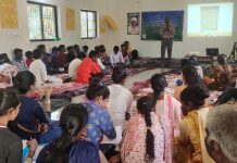 पोस्ट मैट्रिक स्कालरशिप पाने के तरीके छात्रों को बताये गये पोस्ट मैट्रिक स्कालरशिप कैसे पायें व छात्रों के लिए सरकार की कितनी योजनाएं चल रही है, इसे जानने के लिए आज का कार्यक्रम सार्थक रहा।