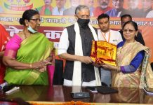 शिक्षा, संपत्ति और सत्ता में महिलाओं को बराबरी मिलेः सुशील मोदी शिक्षा, संपत्ति और सत्ता में महिलाओं को बराबरी मिले, तभी महिलाएं वास्तव में सशक्त होंगी। यह बात राज्यसभा सदस्य सुशील मोदी ने कही।