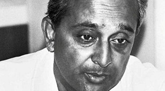 बीजी वर्गीज ने जब इंडियन एक्सप्रेस में आधी तनख्वाह मांगी बीजी वर्गीज इंडियन एक्सप्रेस के जब संपादक बने तो उन्हें रामनाथ गोयनका ने जो तनख्वाह आफर की, उससे आधी तनख्वाह ही वर्गीज ने मांगी।